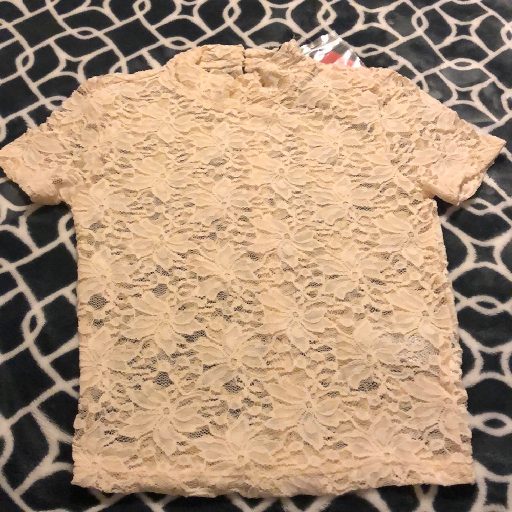 Blusas, size small, ivory color new!!